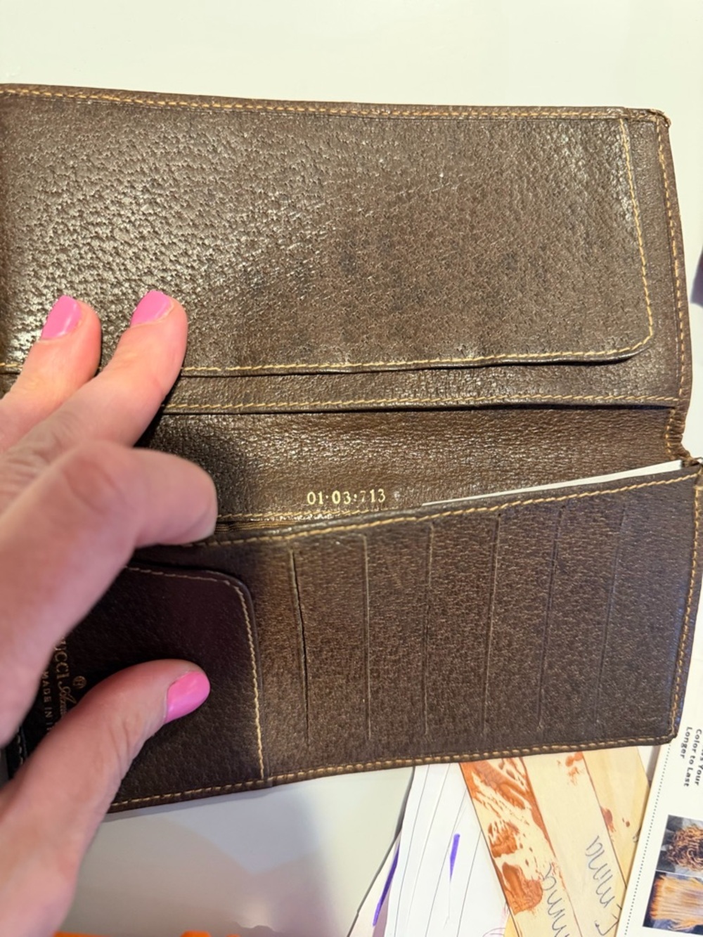 Gucci Vintage Monogram Brown Leather Bi-Fold Chrckbook Wallet - Picture 6 of 10